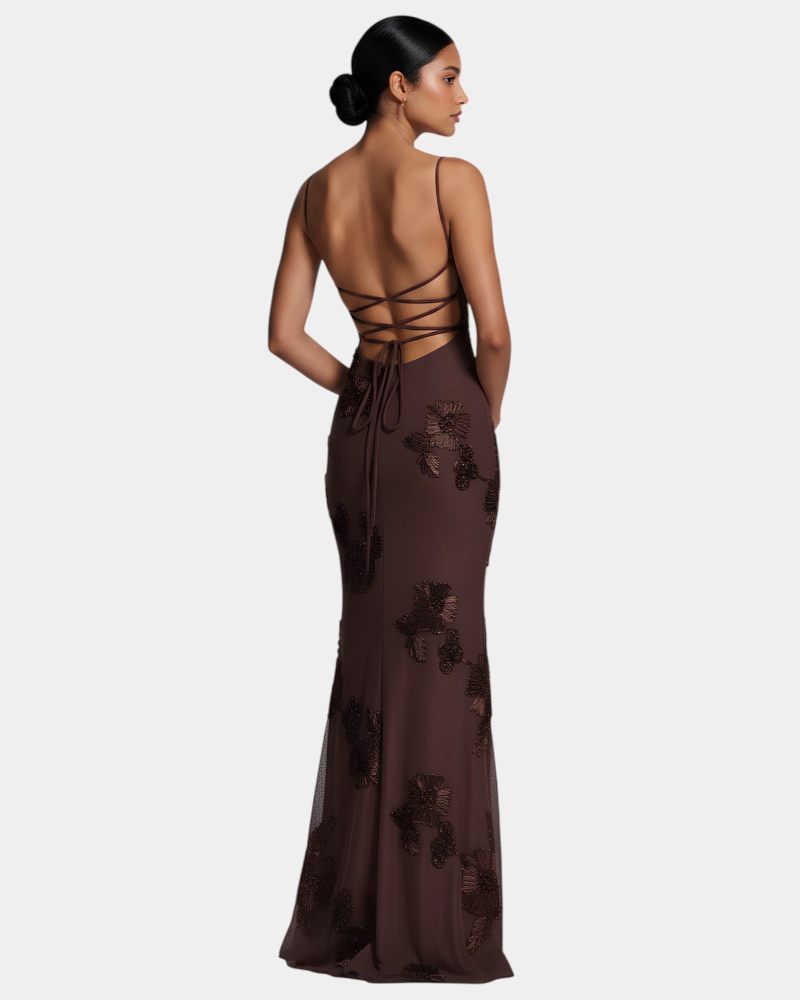 Inès | Ekstrawagancka elegancja