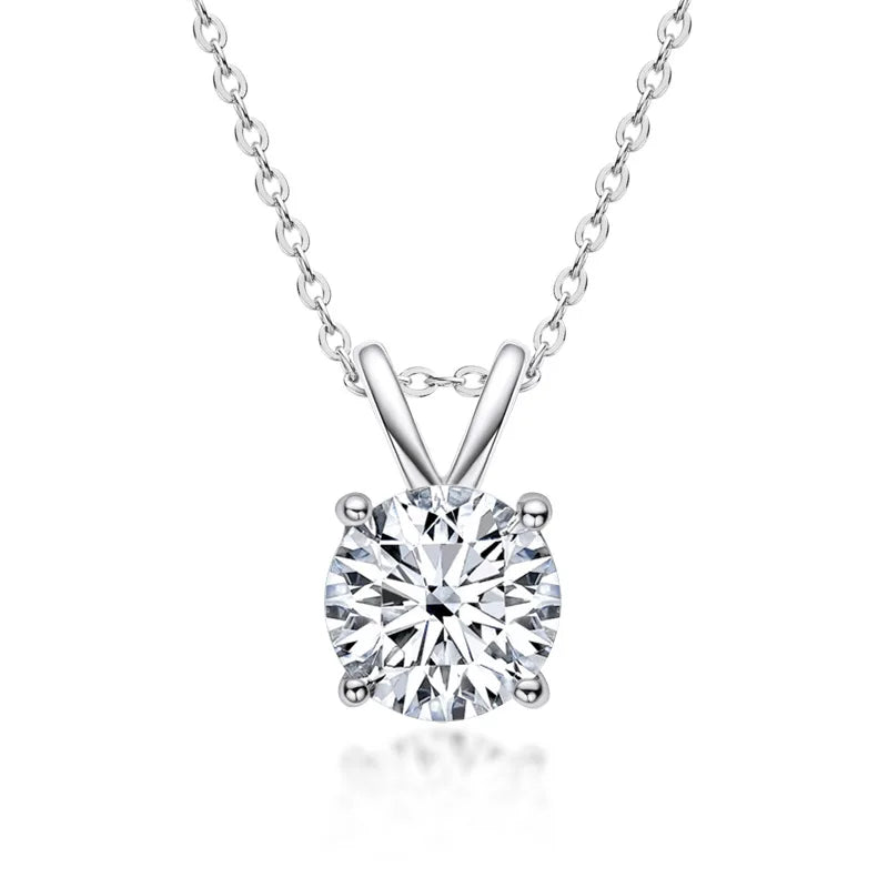 Ekskluzywna srebrna kolia z diamentami moissanite