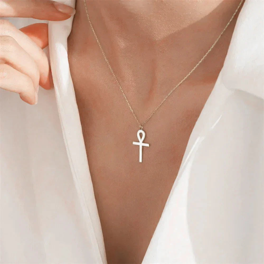 Złoty wisiorek Ankh