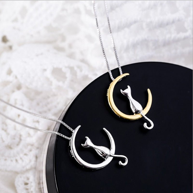 Elegancka obroża dla kota z motywem rogalika i kota