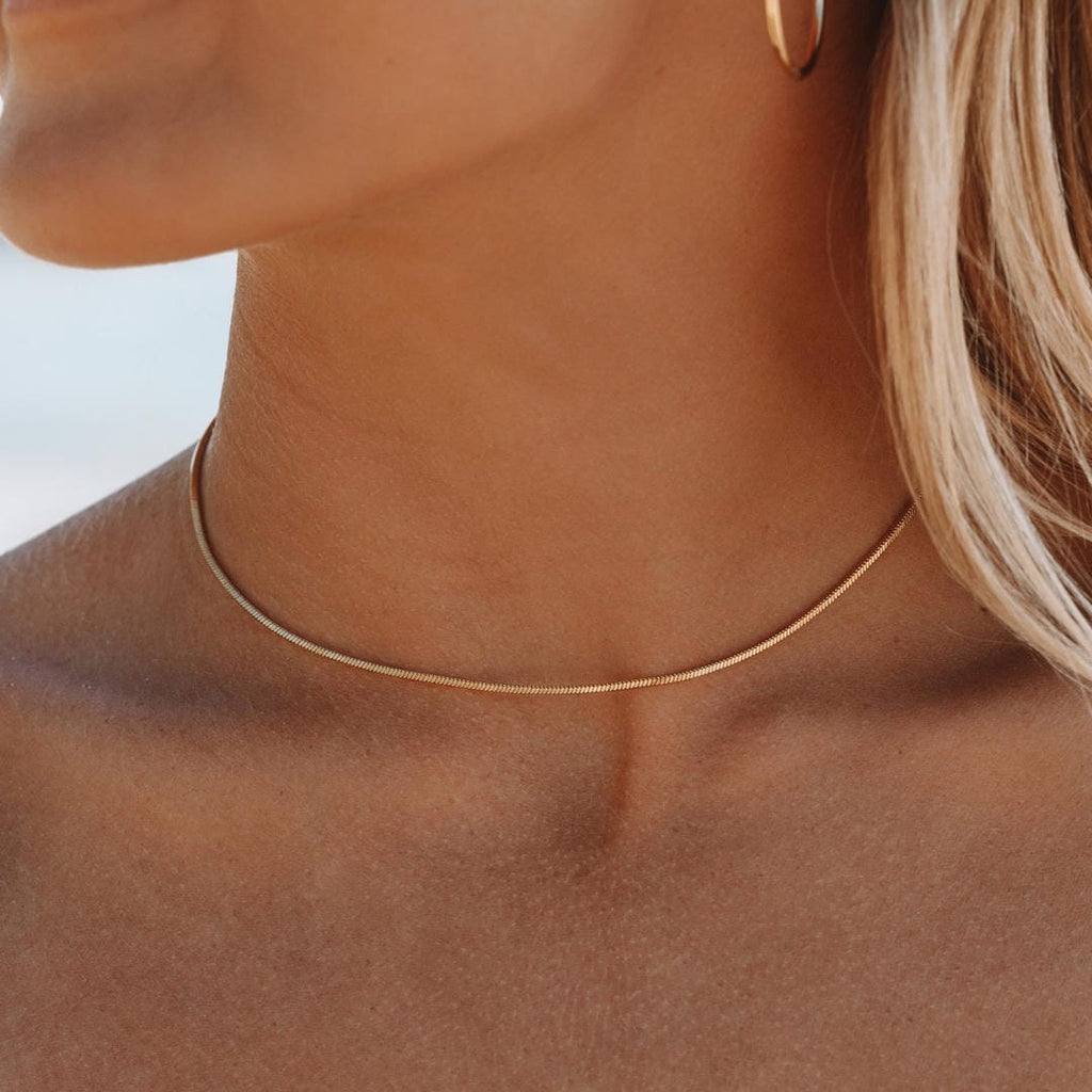 Céleste | Naszyjnik Choker w Kształcie Kwadratu ze Złota